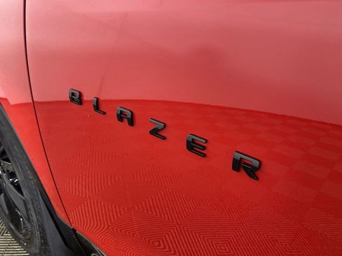 Used 2022 Chevrolet Blazer RS w/ Enhanced Convenience Package image 35