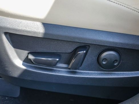 Used 2019 INFINITI QX50 Luxe w/ Protection Package image 20