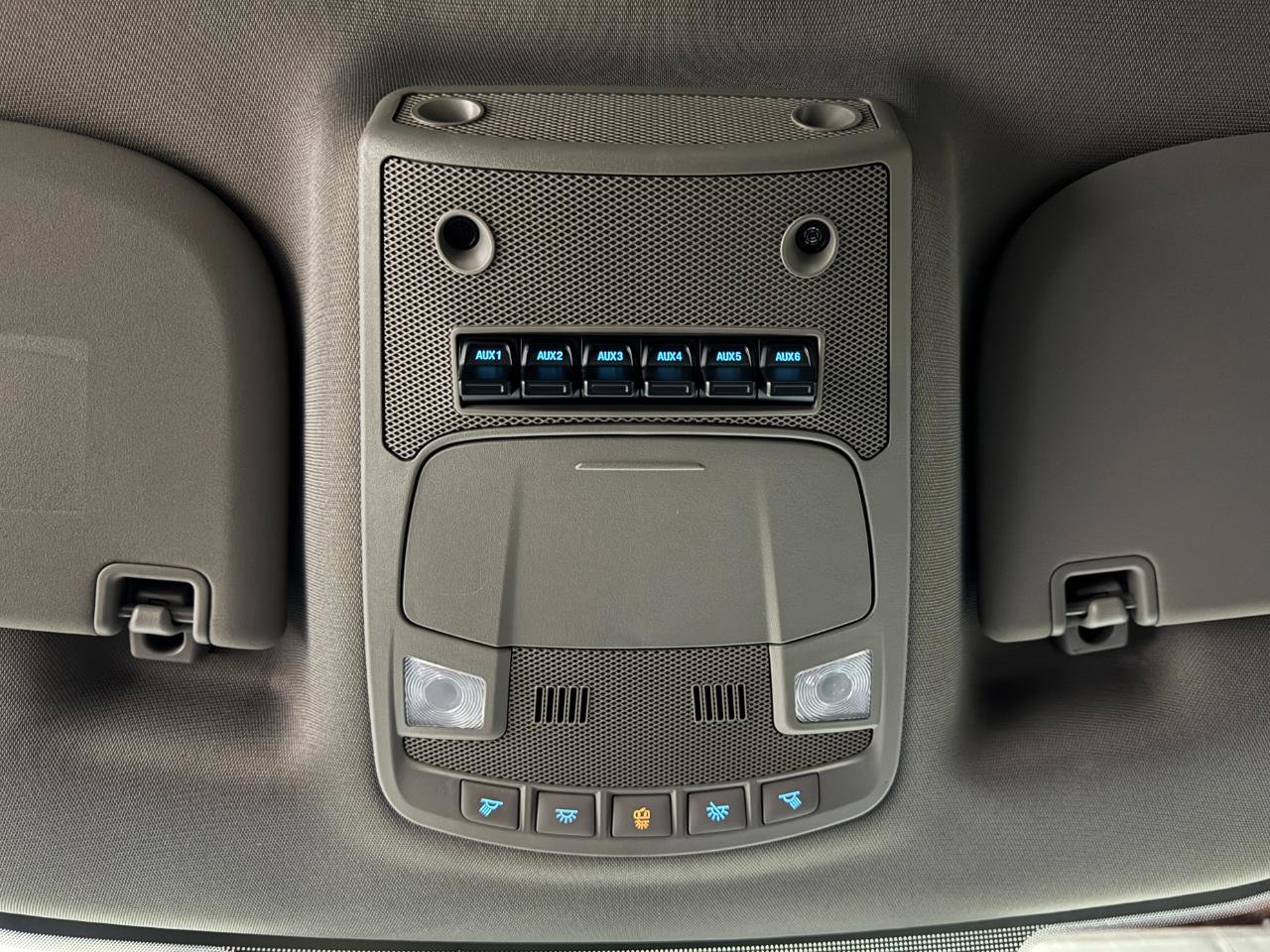 Used 2019 Ford F550 4x4 Regular Cab Super Duty image 21