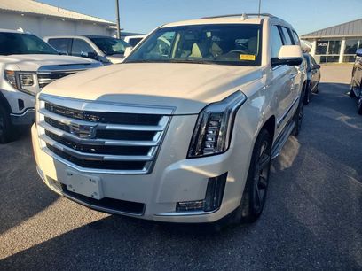 Used 2015 Cadillac Escalade Luxury