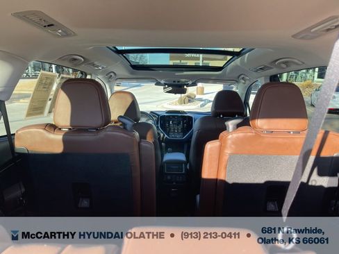 Used 2023 Subaru Ascent Touring image 21