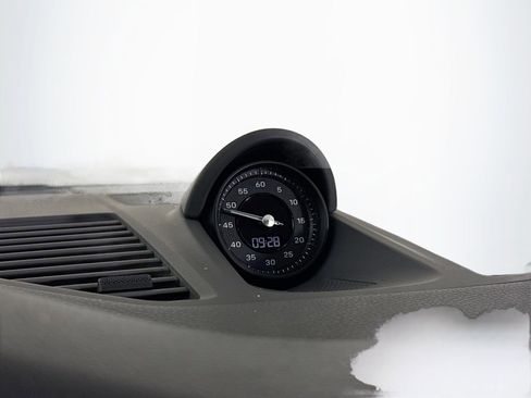 Used 2022 Porsche 911 Carrera image 23