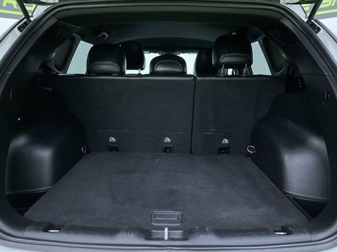 Used 2023 Jeep Compass Limited image 28