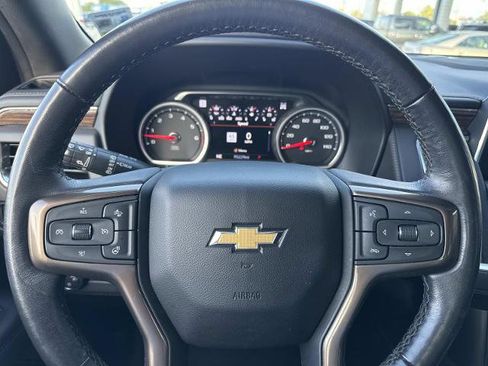 Used 2021 Chevrolet Suburban High Country image 29