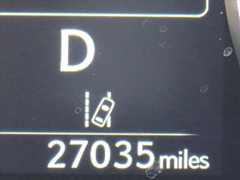 Used 2023 Lexus IS 300 w/ Comfort Package RWD image 4