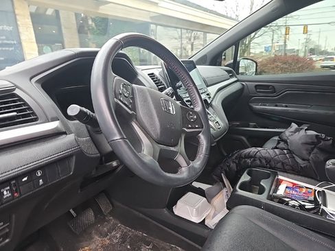 Certified 2023 Honda Odyssey Sport image 19