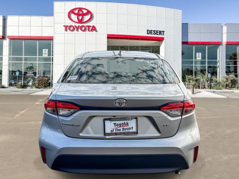 Used 2024 Toyota Corolla LE FWD image 6
