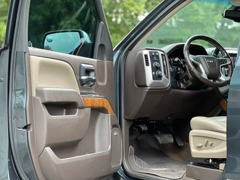 Used 2018 GMC Sierra 1500 SLT AWD/4WD image 9