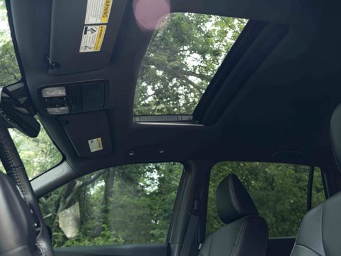 Used 2025 Honda Passport EX-L image 31
