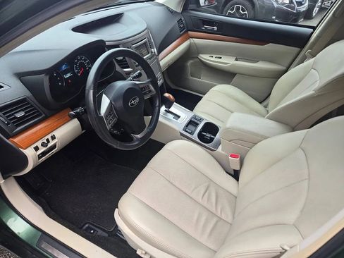 Used 2014 Subaru Outback 2.5i Limited w/ Moonroof Package image 8