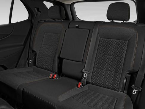Used 2024 Chevrolet Equinox RS w/ RS Leather Package FWD image 11