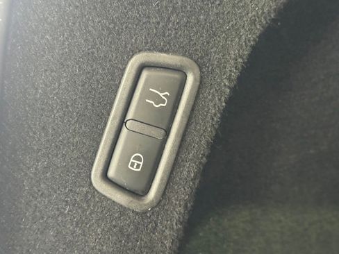 Used 2021 Maserati Levante GranSport image 13