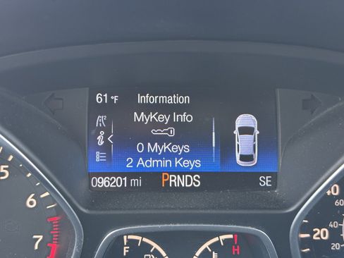 Used 2017 Ford Escape S image 9