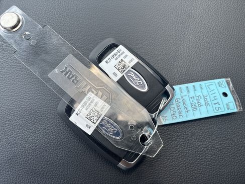 New 2025 Ford F250 Lariat w/ Lariat Ultimate Package image 32