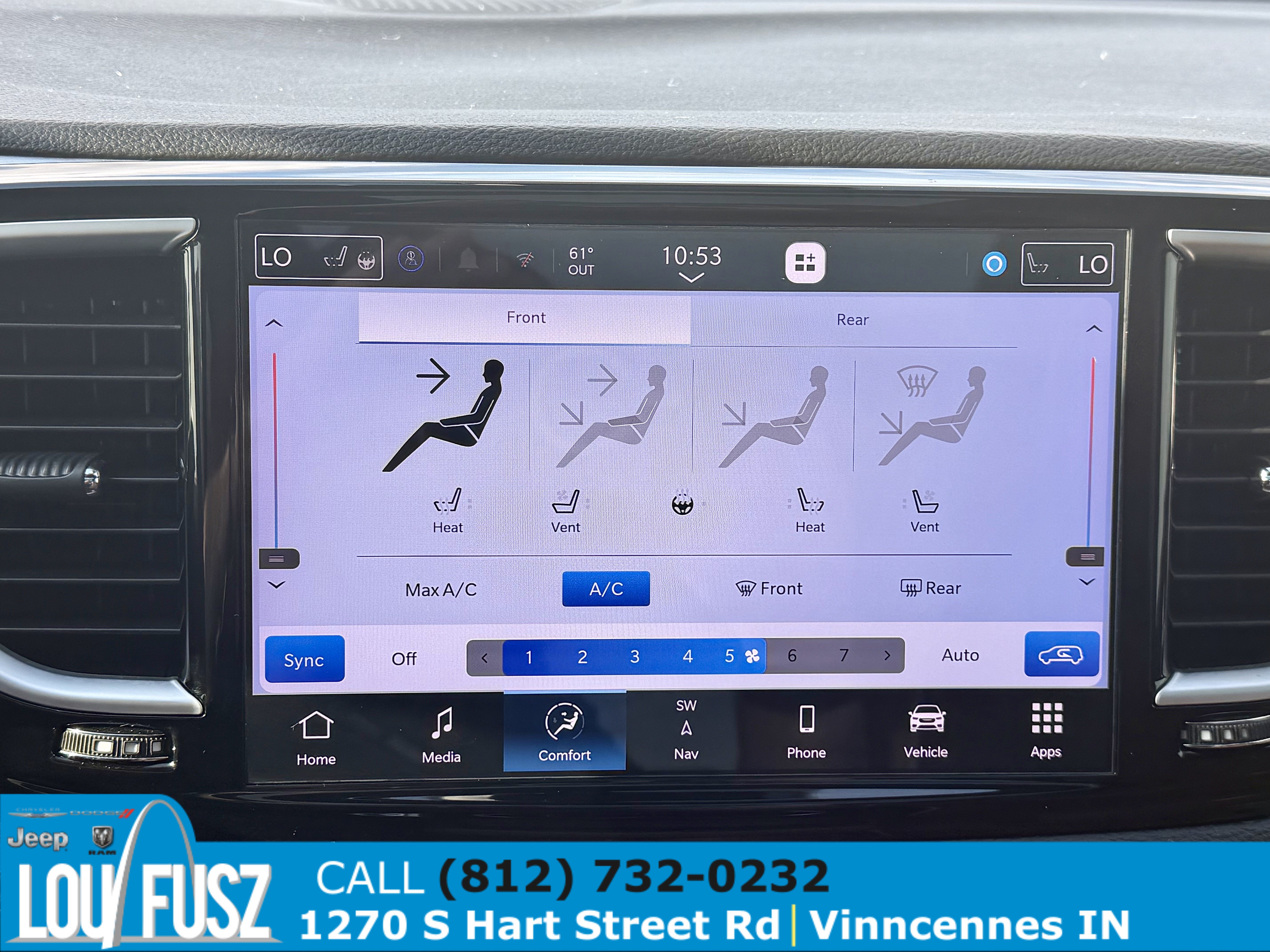 Used 2024 Chrysler Pacifica Pinnacle AWD/4WD image 16