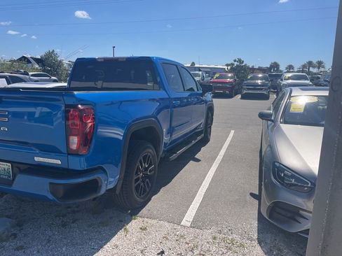 Used 2022 GMC Sierra 1500 Elevation image 4