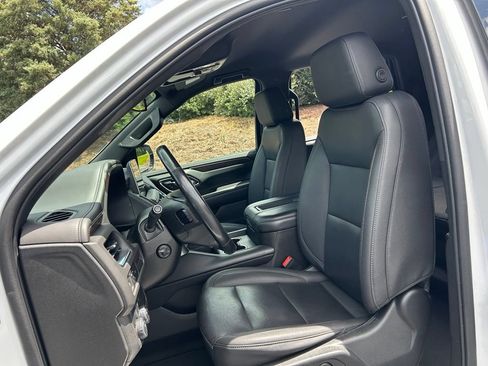 Used 2023 Chevrolet Tahoe LT w/ Luxury Package RWD image 37