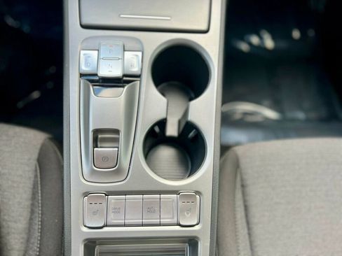 Used 2022 Hyundai Kona SEL w/ Convenience Package image 25