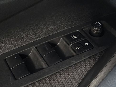 Used 2023 Toyota Corolla LE FWD image 27