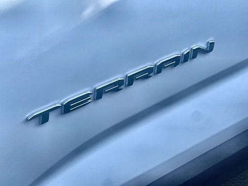 New 2026 GMC Terrain Elevation image 32