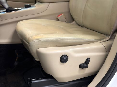 Used 2018 Jeep Grand Cherokee Limited w/ Trailer Tow Group IV image 16