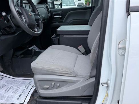 Used 2015 Chevrolet Silverado 2500 W/T w/ Snow Plow Prep Package AWD/4WD image 11