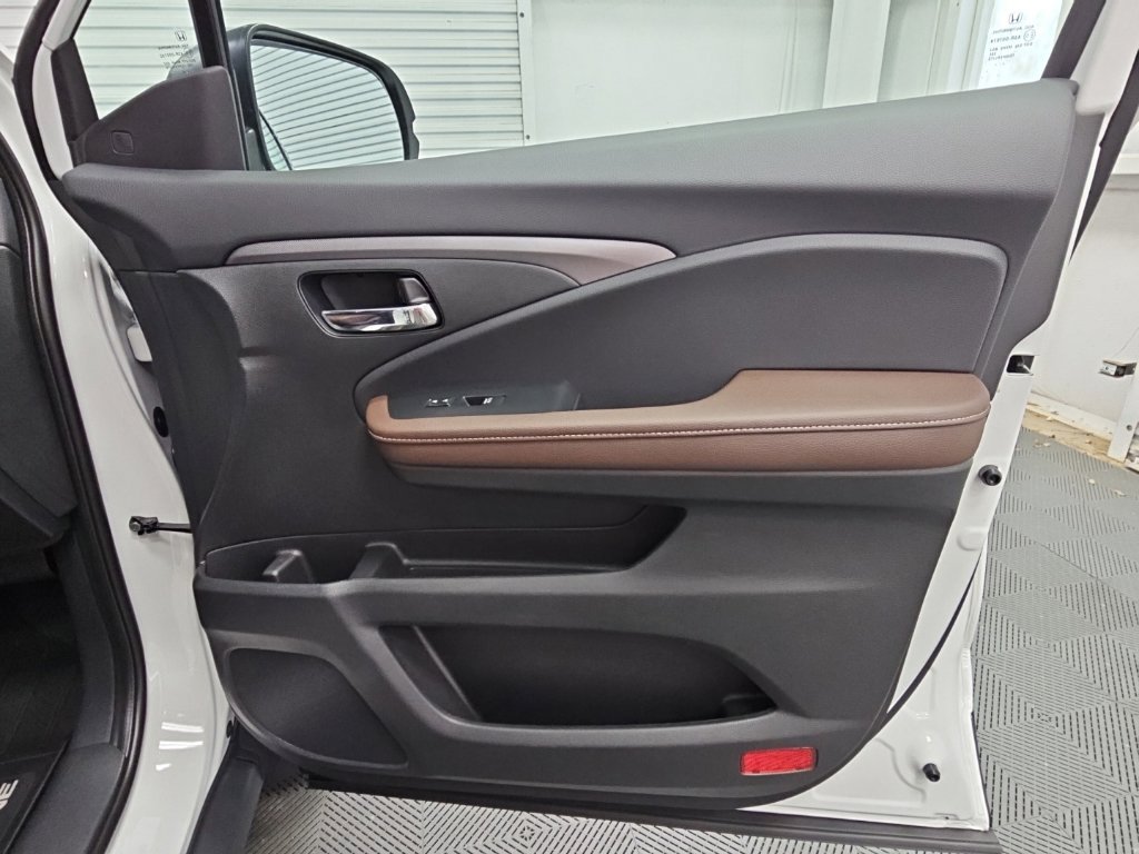 New 2026 Honda Ridgeline RTL image 43