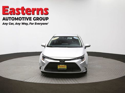 Used 2022 Toyota Corolla LE image 53