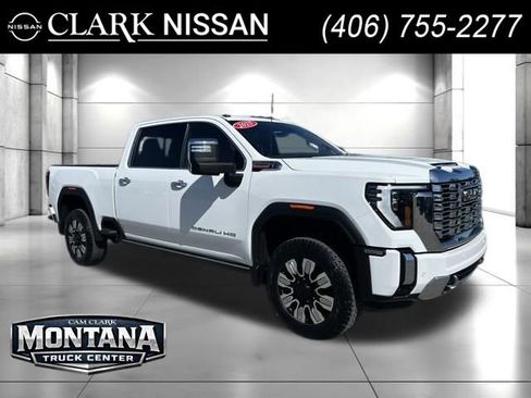 Used 2025 GMC Sierra 3500 Denali w/ Denali Reserve Package AWD/4WD image 1