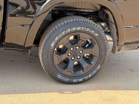 New 2026 RAM 1500 Big Horn AWD/4WD image 12