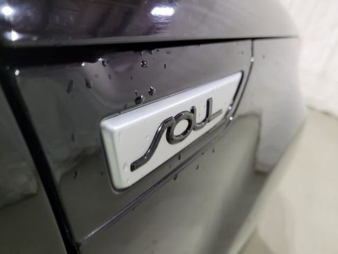 Used 2015 Kia Soul image 41