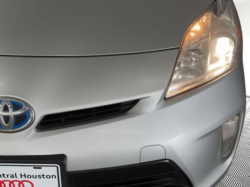 Used 2012 Toyota Prius Four FWD image 11