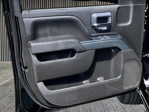 Used 2018 Chevrolet Silverado 1500 LT w/ All Star Edition AWD/4WD image 25