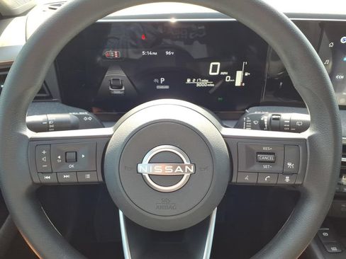Used 2026 Nissan Kicks SV FWD image 14