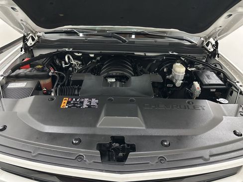 Used 2019 Chevrolet Suburban Premier image 6