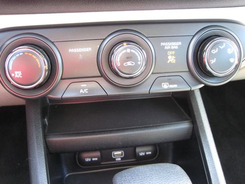 Used 2023 Kia Forte LXS image 15