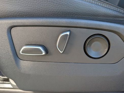 Used 2022 GMC Sierra 1500 Denali w/ Denali Reserve Package image 15