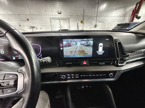 Certified 2023 Kia Sportage EX image 25