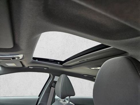 New 2026 Hyundai Elantra SEL Sport FWD image 13