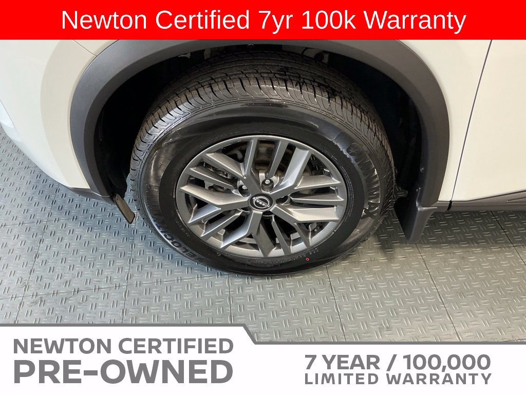 Used 2023 Nissan Rogue S FWD image 38