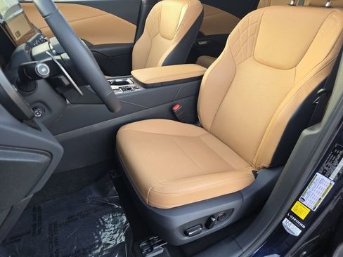 Certified 2025 Lexus RX 350 Premium image 20