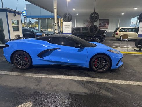 Used 2024 Chevrolet Corvette Stingray Premium Conv w/ Z51 Performance Package image 4