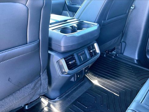 Used 2025 Ford F150 Platinum w/ Equipment Group 702A High image 11