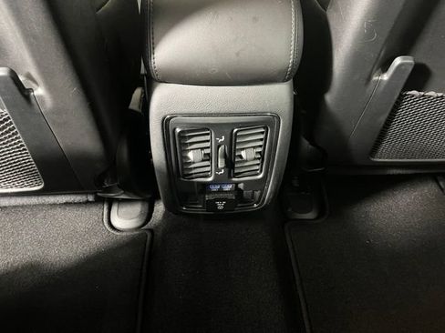 Used 2021 Jeep Grand Cherokee Limited AWD/4WD image 39