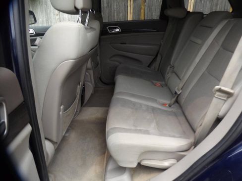Used 2012 Jeep Grand Cherokee Laredo AWD/4WD image 18