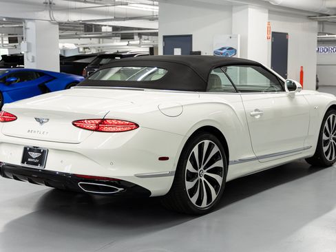 New 2026 Bentley Continental GTC AWD/4WD image 12
