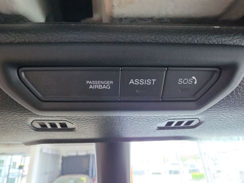 Used 2023 Jeep Wrangler Unlimited Sahara AWD/4WD image 27