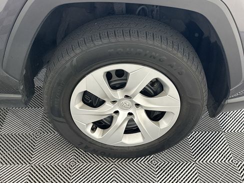 Used 2024 Toyota RAV4 LE FWD image 11
