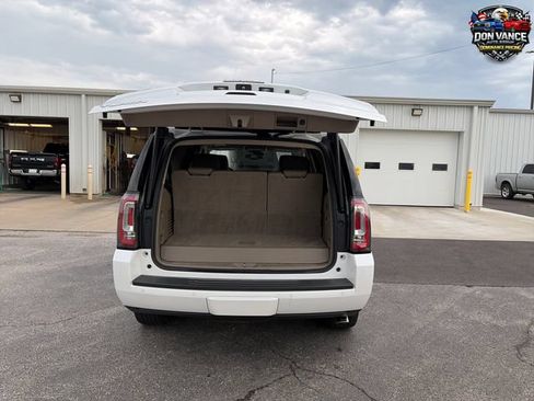 Used 2020 GMC Yukon SLT w/ Premium Edition AWD/4WD image 22