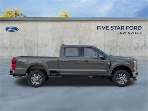 New 2026 Ford F250 Lariat w/ FX4 Off-Road Package image 3
